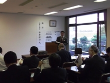 講演