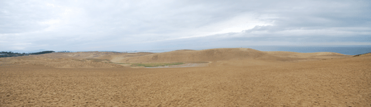 「馬の背」の風景－どんよりと曇った朝を迎えています