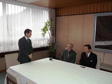 洋画家の恵後原好一 氏来訪1