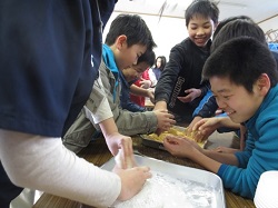 餅つきの様子