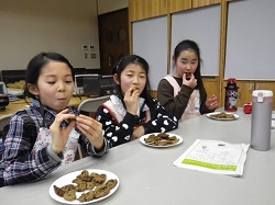 大好評の勾玉・銅鏡クッキー