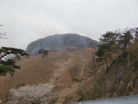 屏風岩周辺の火入れ風景