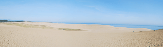 「馬の背」の風景－西側遠くに秀峰大山がかすかに見えています