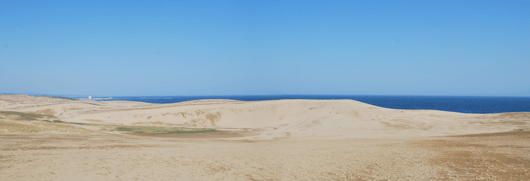 「馬の背」の風景－青い海が広がっています