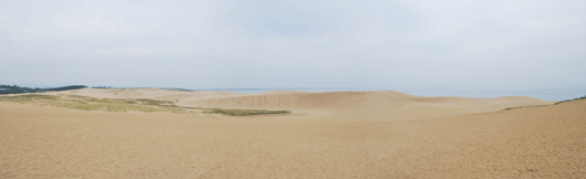 「馬の背」の風景－波は穏やかで、風はほとんどありません