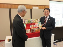 調印式2