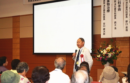 院長あいさつの様子