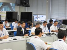 緊急連絡会議1