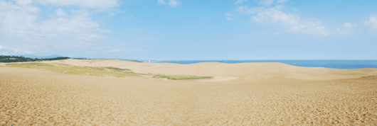 「馬の背」の風景－露が明けたかの様な空と暑さです