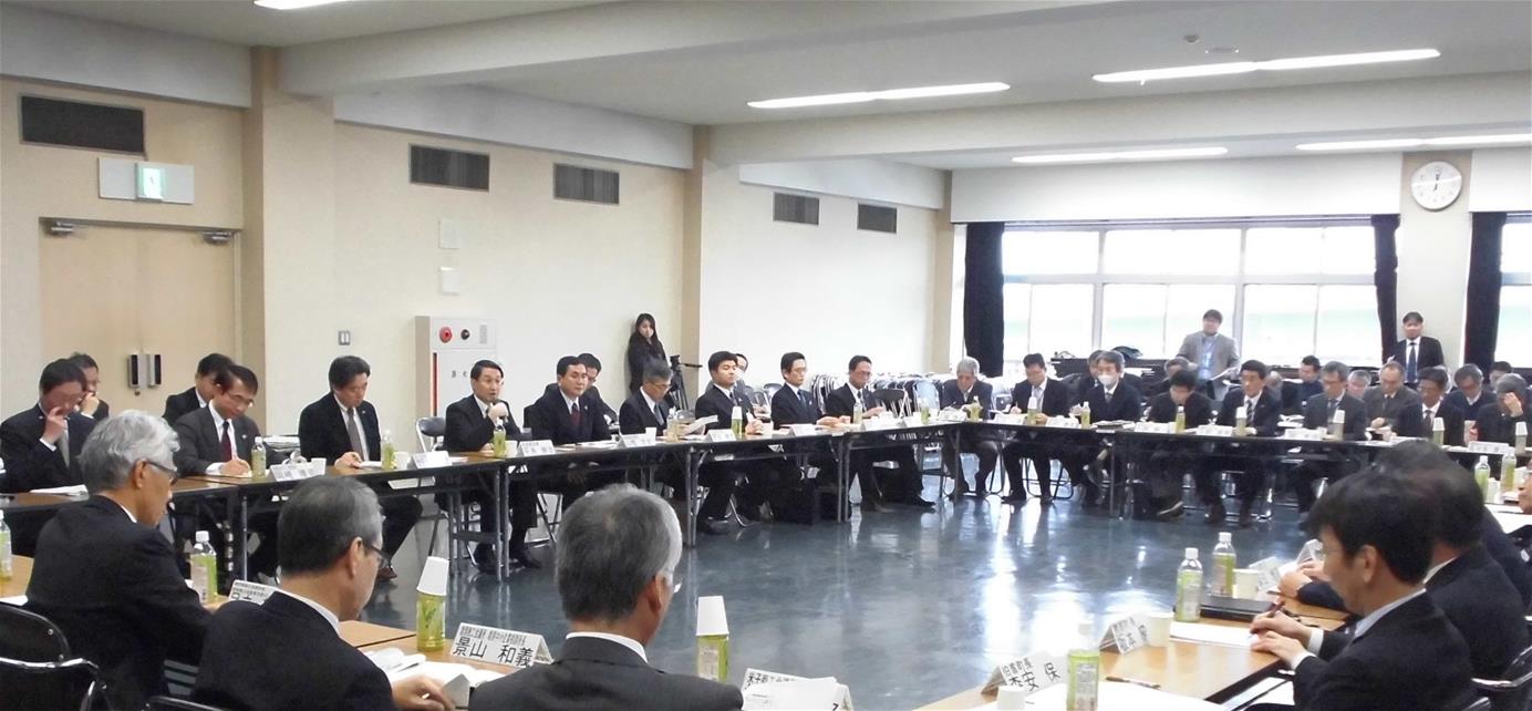 会議の様子の写真その１