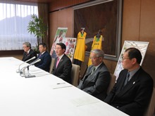 記者会見2