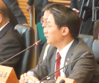 全国知事会議での平井知事の様子