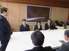 情報連絡会議