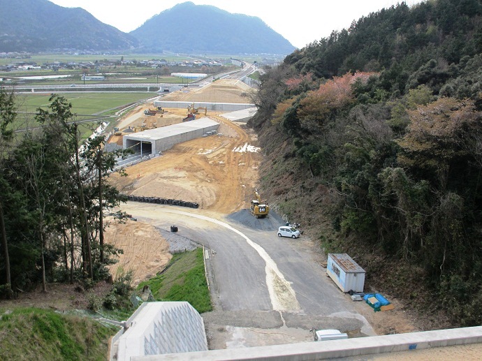 岩美IC（トンネル側）写真