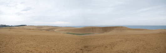 「馬の背」の風景－冷たい雨が降っています