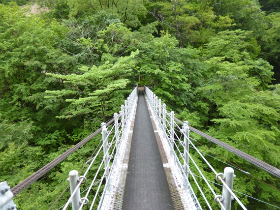 大山滝吊橋