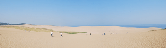 「馬の背」の風景－青空がまぶしい