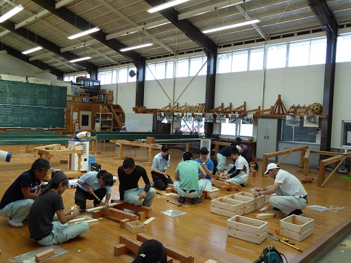 木造建築科の実習場